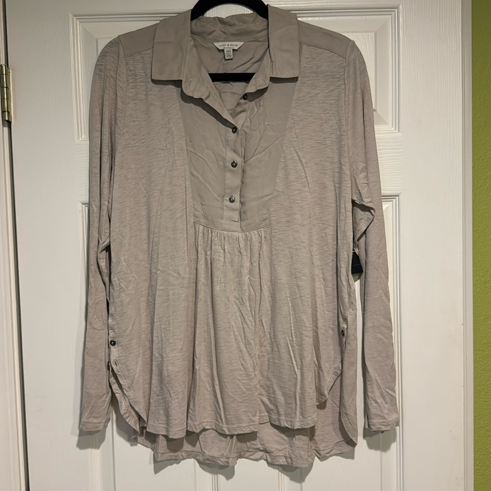 NWT lucky brand LS - Picture 1 of 7